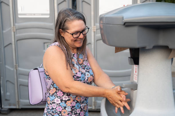 Best Affordable portable toilet rental  in Memphis, FL
